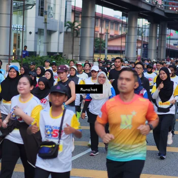 Runner Photo 5026912