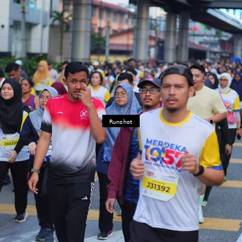Runner Photo 5027005