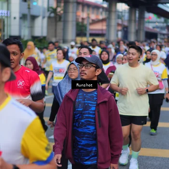 Runner Photo 5027013