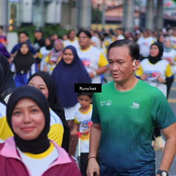 Runner Photo 5027087