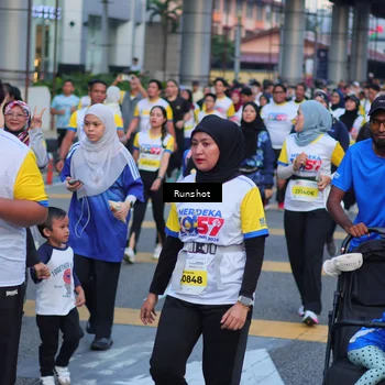 Runner Photo 5027100