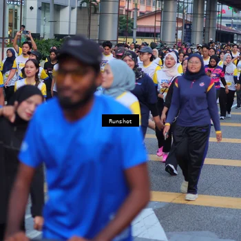 Runner Photo 5027120