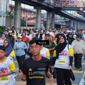 Runner Photo 5027244