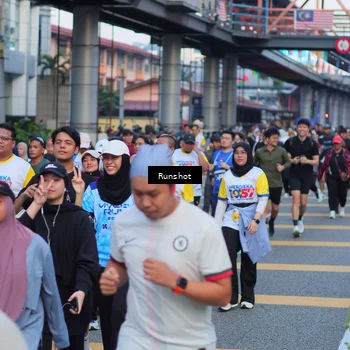 Runner Photo 5027265