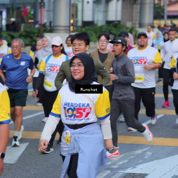 Runner Photo 5027294