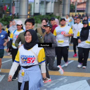 Runner Photo 5027295