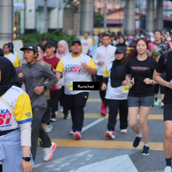Runner Photo 5027300