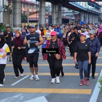 Runner Photo 5027349