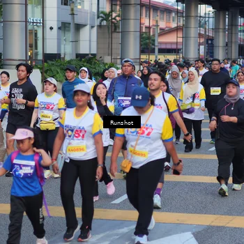 Runner Photo 5027400