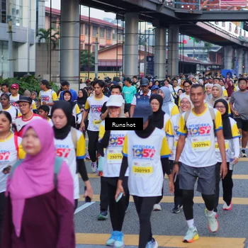 Runner Photo 5027456