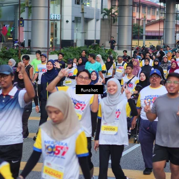 Runner Photo 5027524