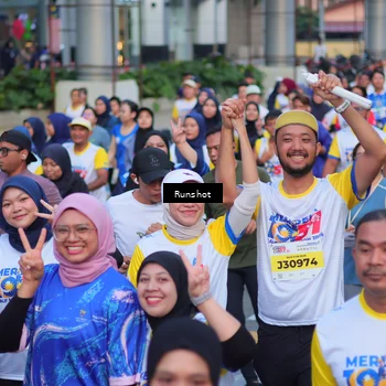 Runner Photo 5027873