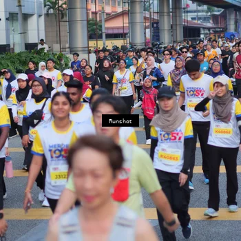 Runner Photo 5028004