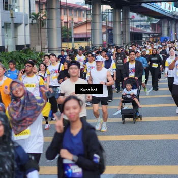 Runner Photo 5028005