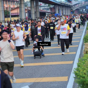 Runner Photo 5028010