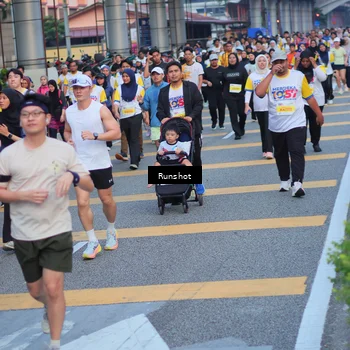 Runner Photo 5028013