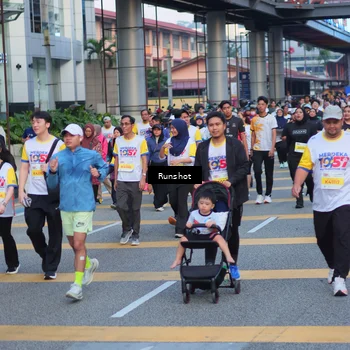 Runner Photo 5028025