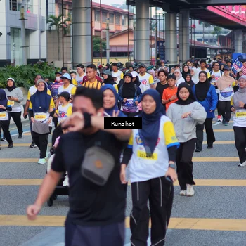 Runner Photo 5028055