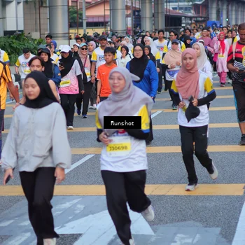 Runner Photo 5028074