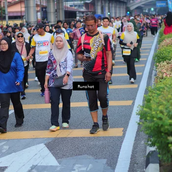 Runner Photo 5028080