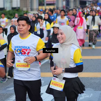 Runner Photo 5028102