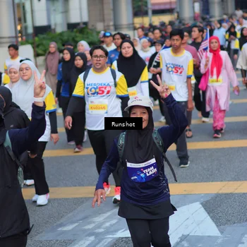 Runner Photo 5028111