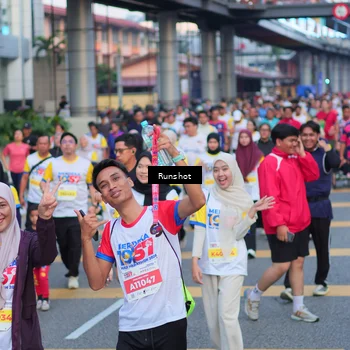Runner Photo 5028200