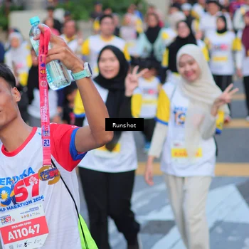 Runner Photo 5028214