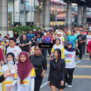 Runner Photo 5028237