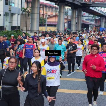 Runner Photo 5028246