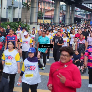 Runner Photo 5028256