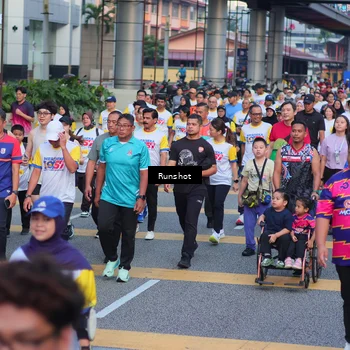 Runner Photo 5028265
