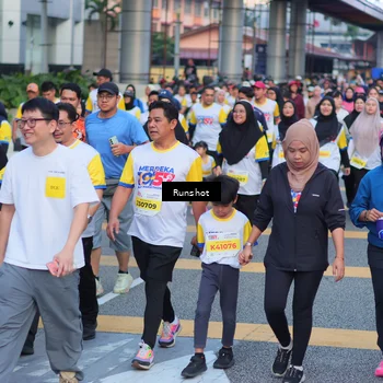 Runner Photo 5028363