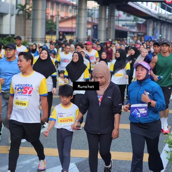 Runner Photo 5028364