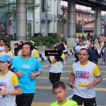 Runner Photo 5028649