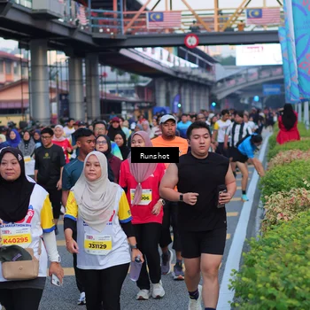 Runner Photo 5028843