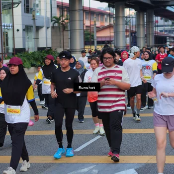 Runner Photo 5028918
