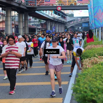 Runner Photo 5028924