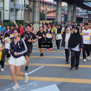 Runner Photo 5029102