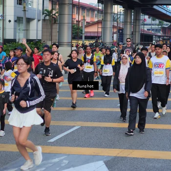 Runner Photo 5029105