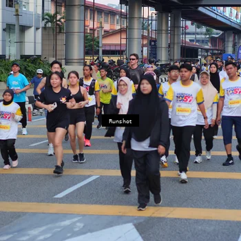 Runner Photo 5029115
