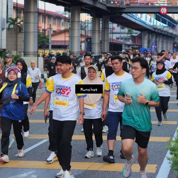Runner Photo 5029171
