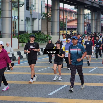 Runner Photo 5029224