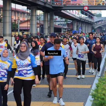 Runner Photo 5029298