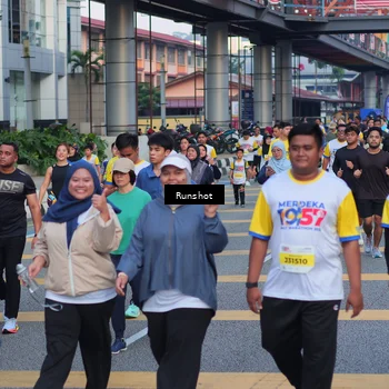 Runner Photo 5029943