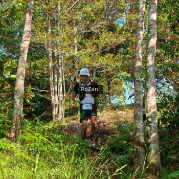 Runner Photo 5030