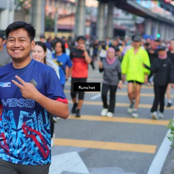 Runner Photo 5030012