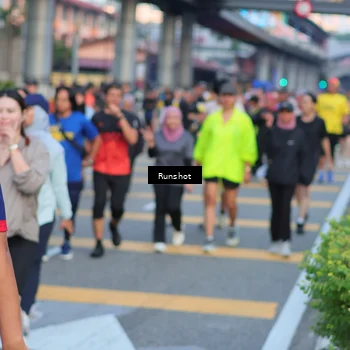 Runner Photo 5030017