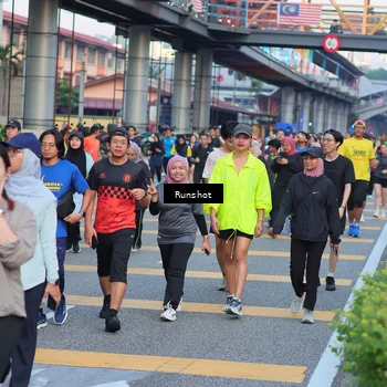 Runner Photo 5030026