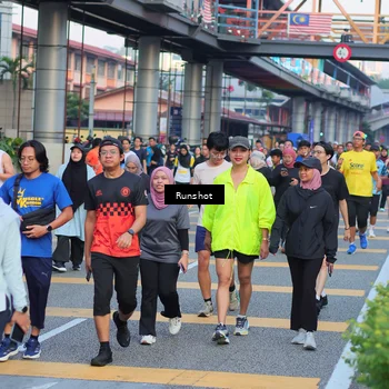 Runner Photo 5030027